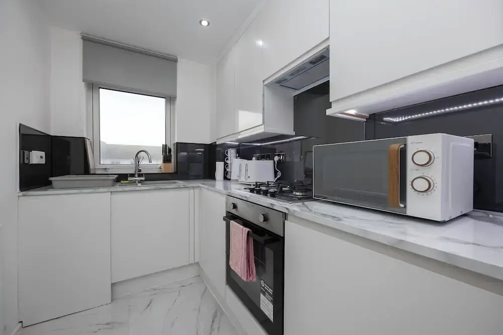 Central Brighton Marina - Apartment - Sleeps 4