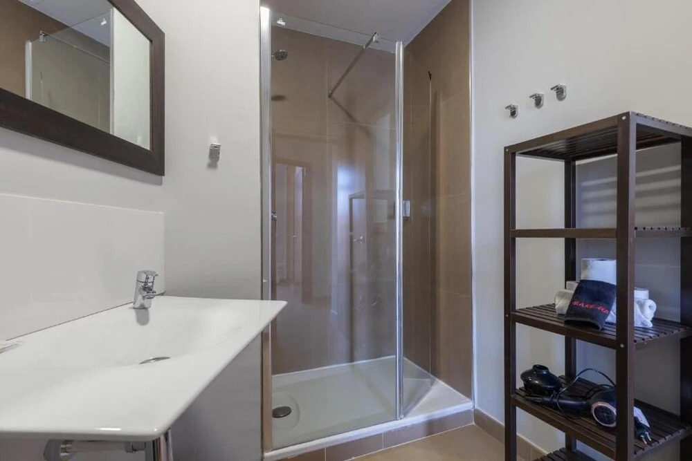 Adarve Flats