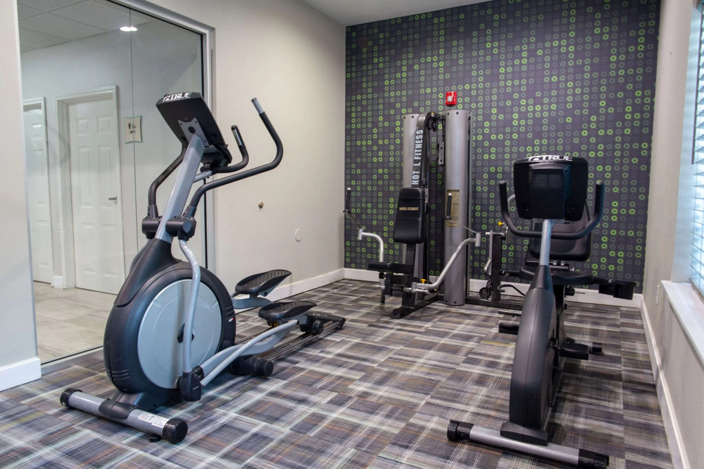 La Quinta by Wyndham Houston East at Normandy