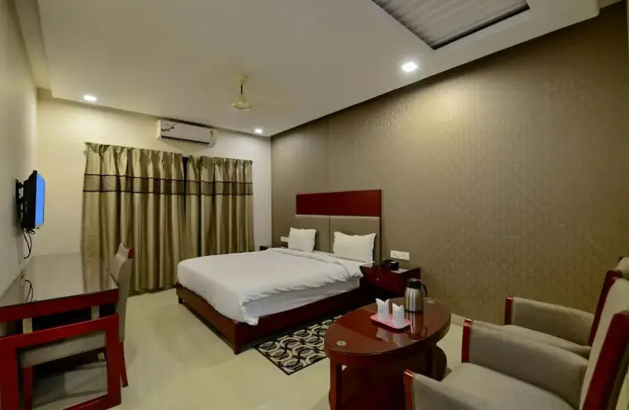 Grand Basant Ambikapur