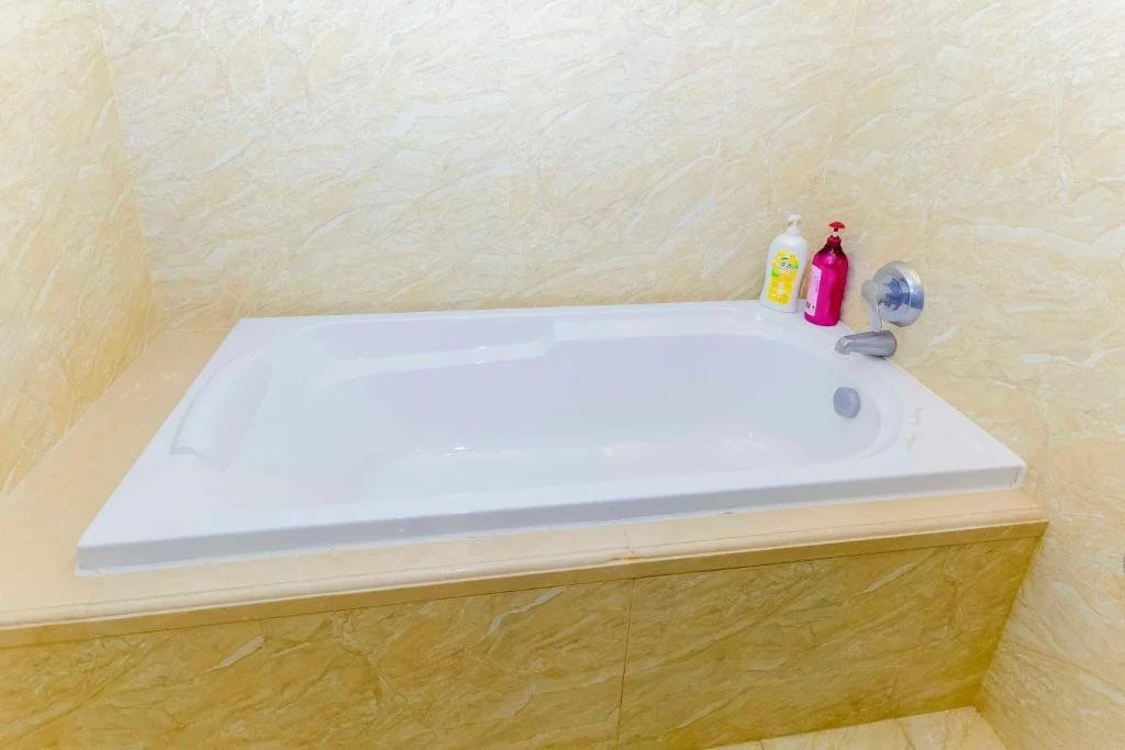 Injoy Hotel Kwan-yin Bridge