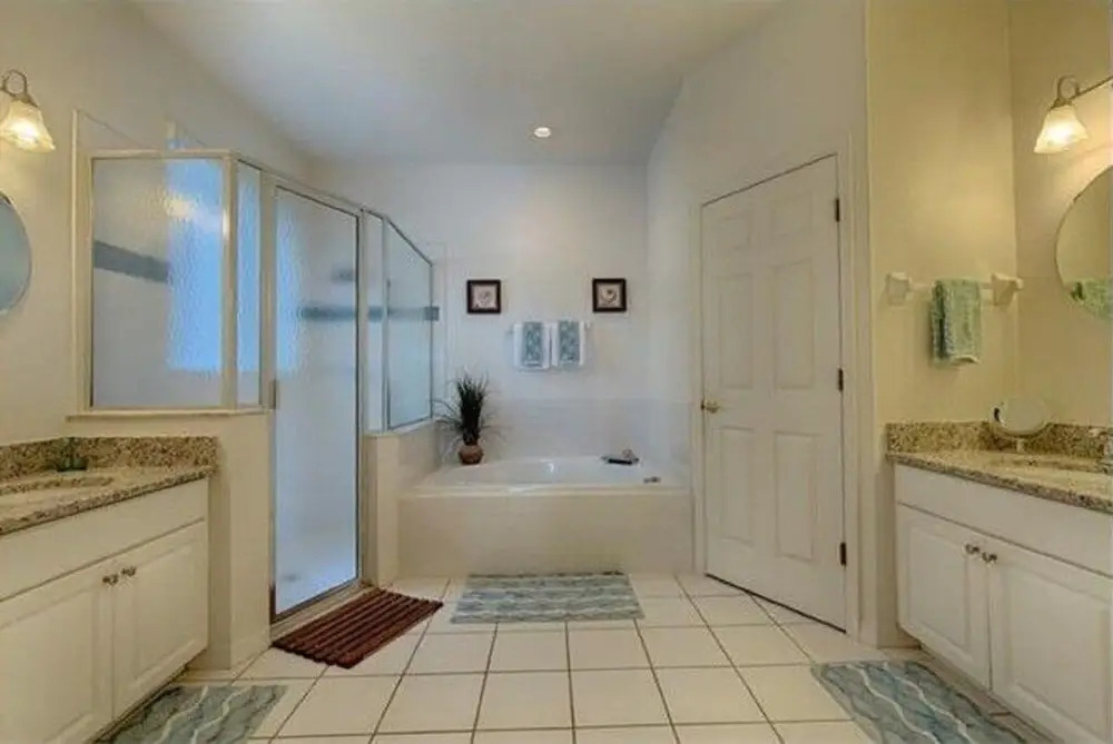 Luxury Villa With Large Private South Facing Pool 4 Bedroom Townhouse by RedAwning