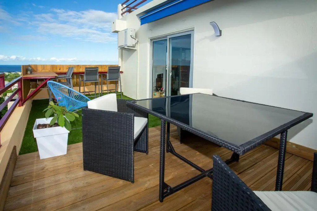 Sea View & More… (Adults Only)