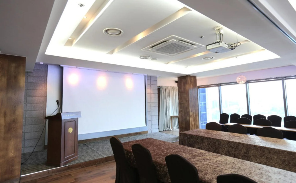 New Kukje Hotel