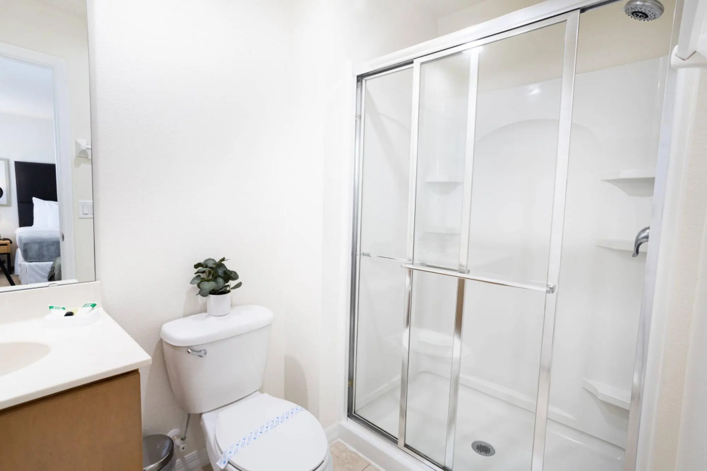 Cozy Home with Hot Tub at Encantada 302
