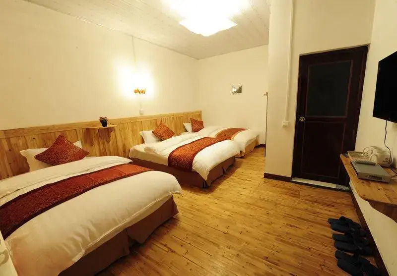 Dream PA International Youth Hostel