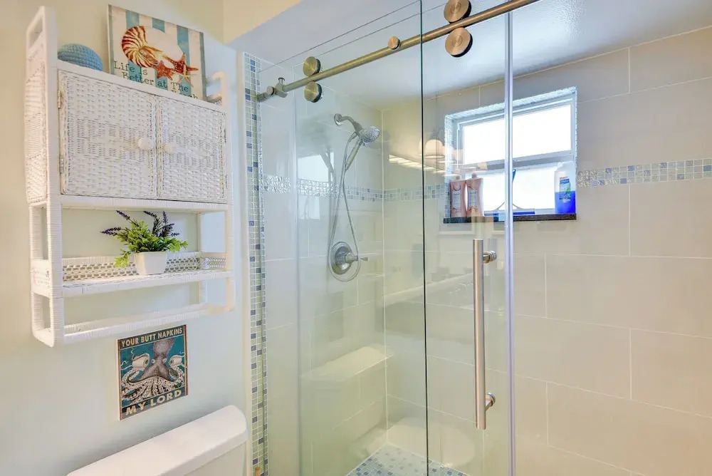 Edgewater Vacation Home w/ Game Room & Pool Access