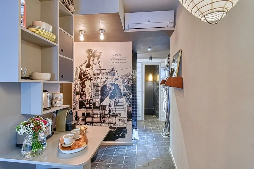 Amazing Chic Apt in Le Suquet by GuestReady