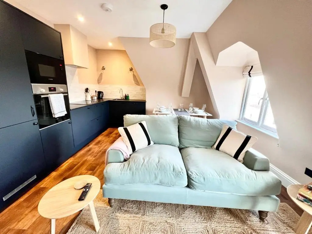 Redland Suites - Apartment 7