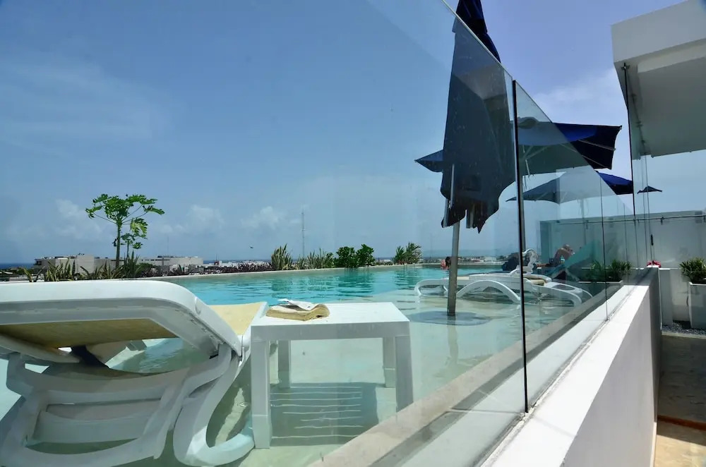 Anah Downtown condo