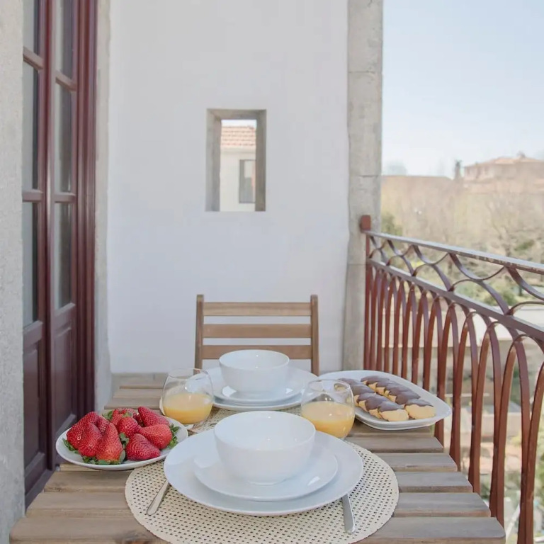 Liiiving in Porto Downtown Luxury Apartment 1T
