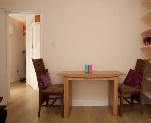 Beautiful 1 Bed in the Heart of the West End