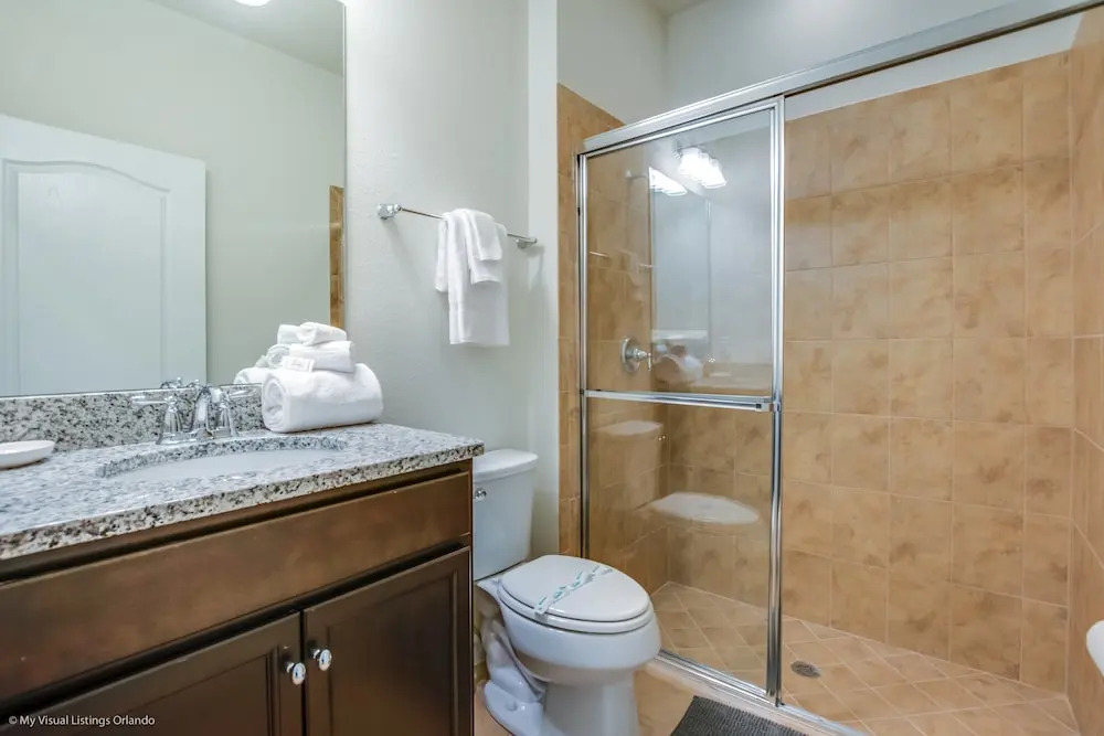 4bed 3Ba Home With Pool at Windsor