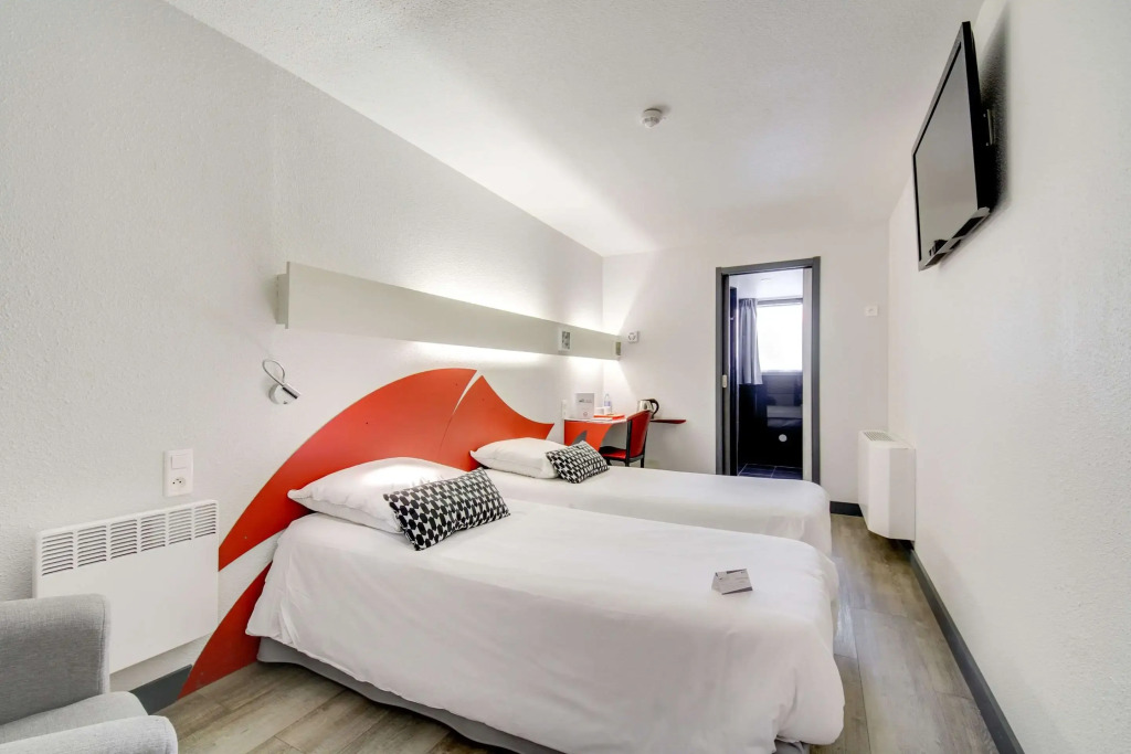 Brit Hotel Porte dEspagne