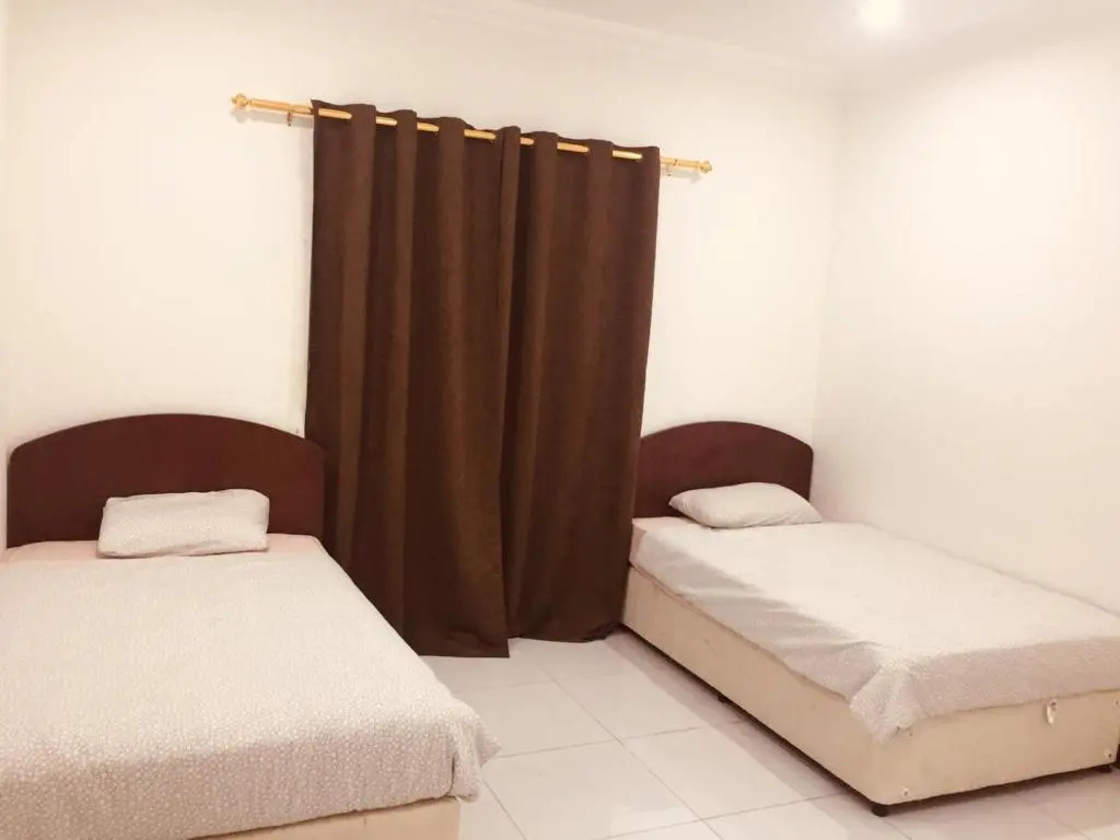 Queens Doha Girls Hostel