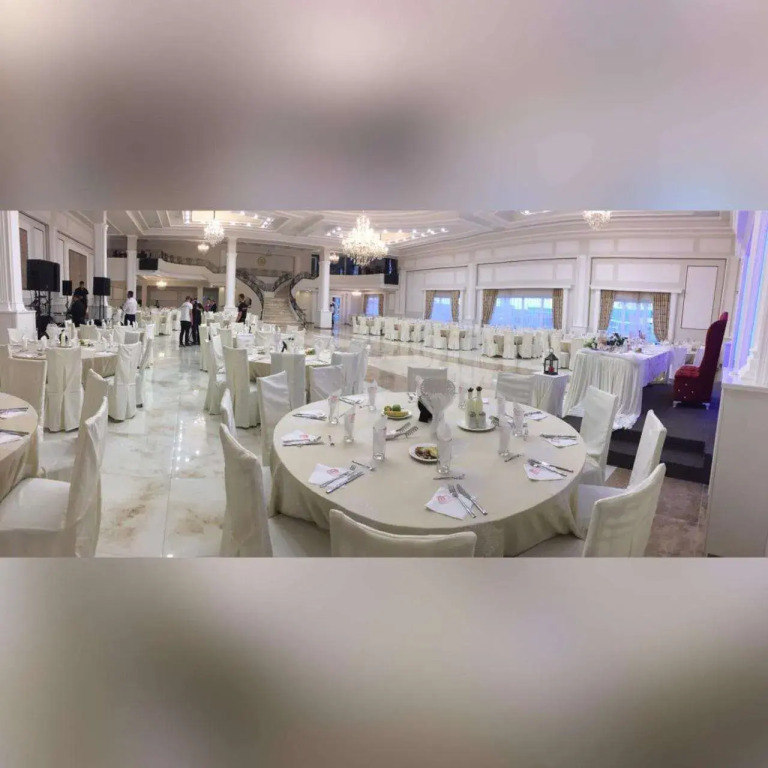 Theranda Hotel