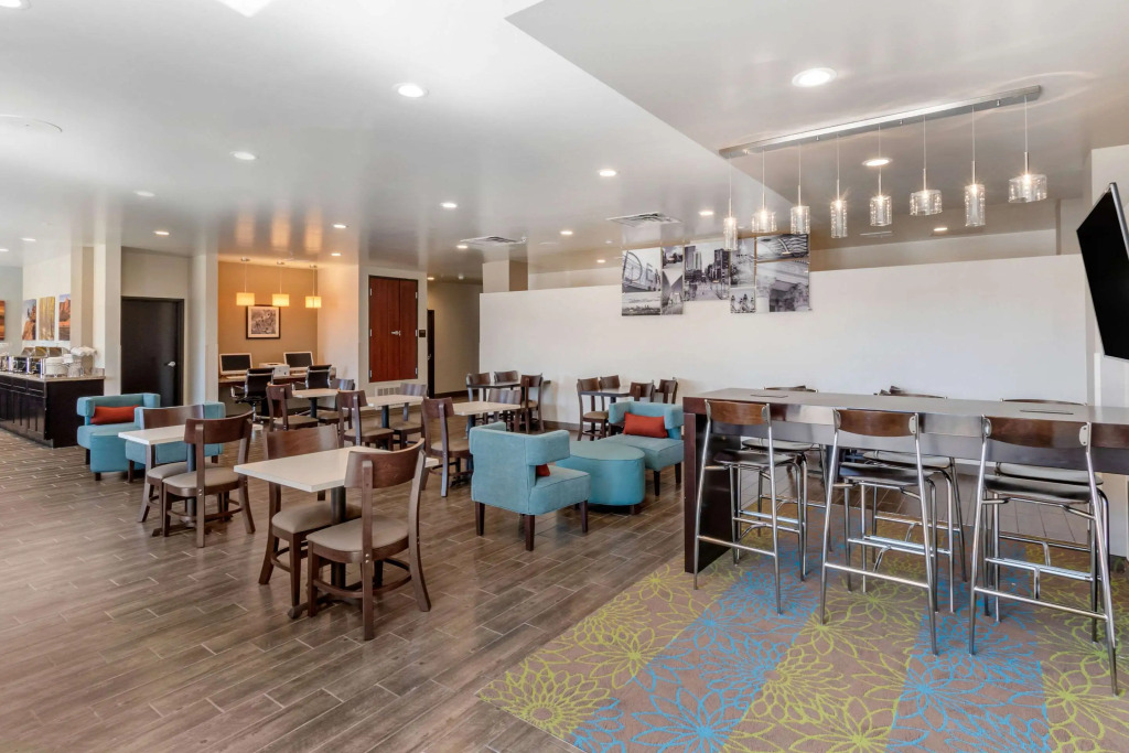 MainStay Suites Denver International Airport