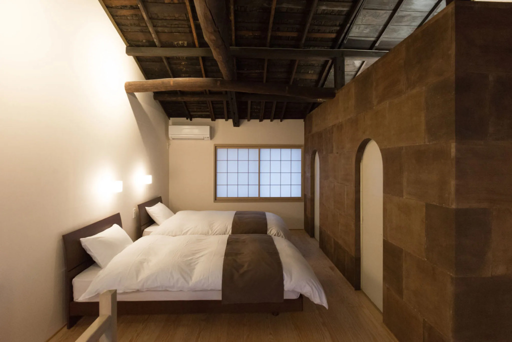 Kakishibu an Machiya House