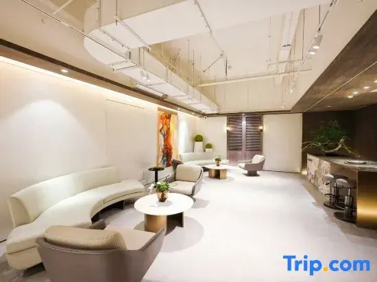 Poly Residence Giada