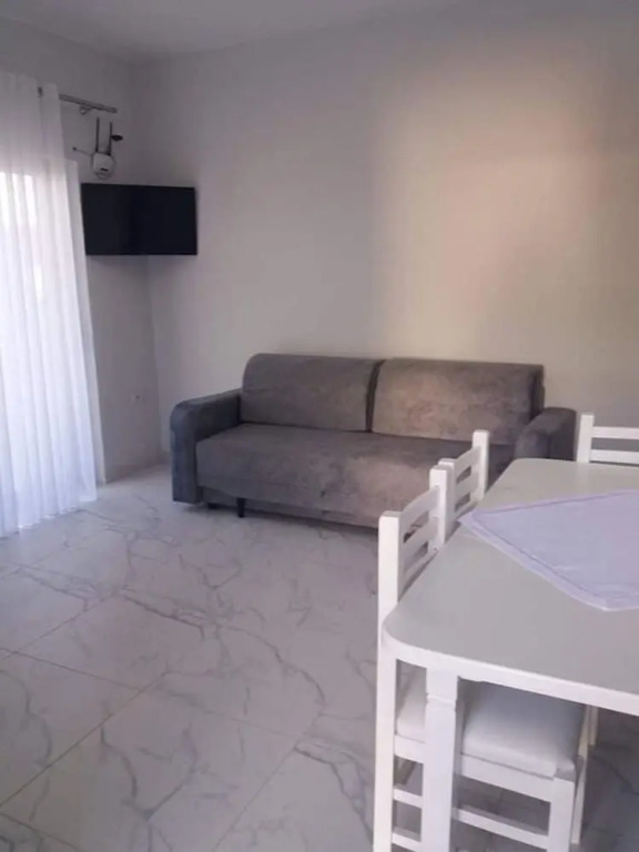 Remarkable 2-bed Apartment in Dhermi