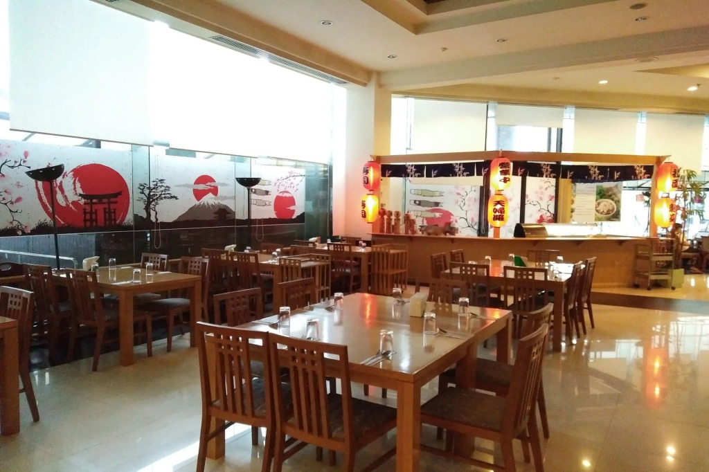 Thumrin Thana Hotel
