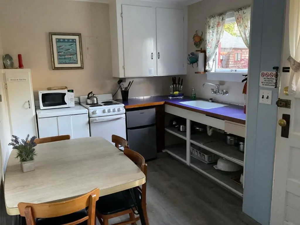 Shakti Cove Cottages