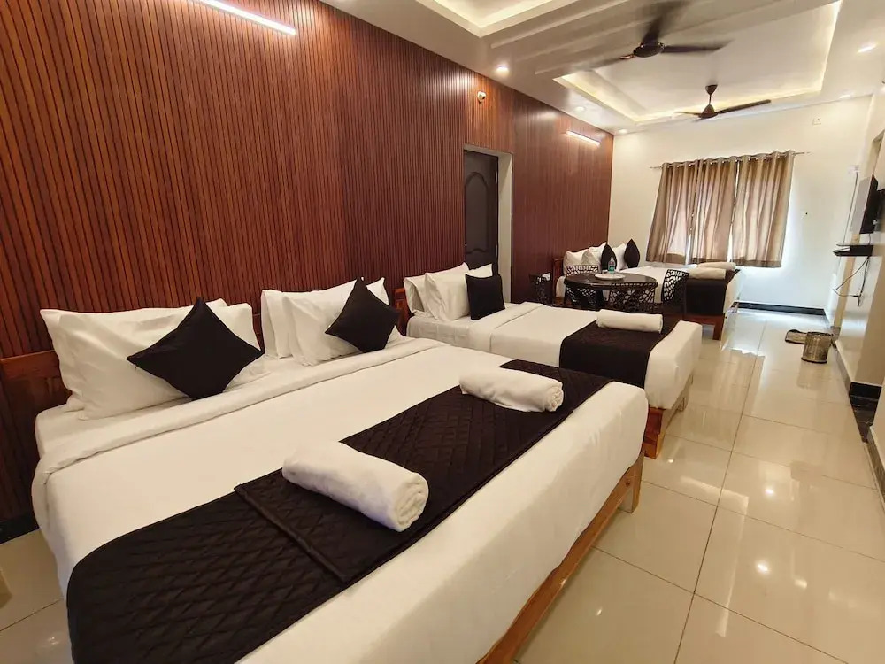 Sai RBM Grand Inn