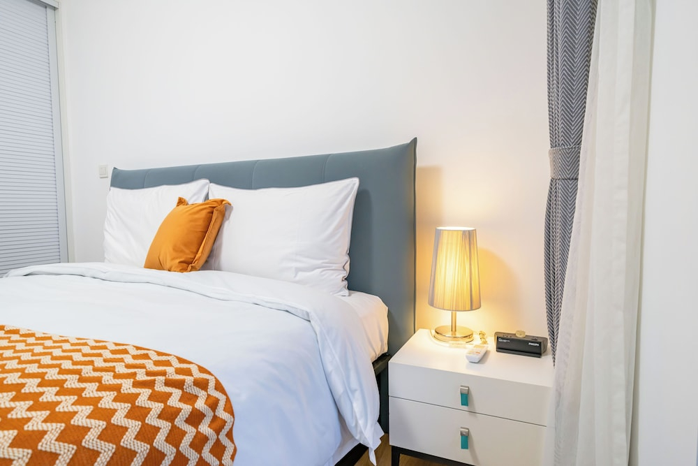 Tyms 1BR 1BA Apartment in Gubei