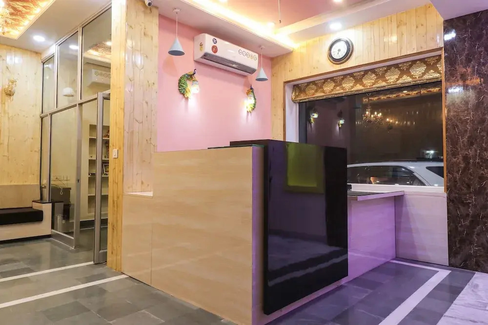 OYO 26857 Hotel P.S. Royal Heritage