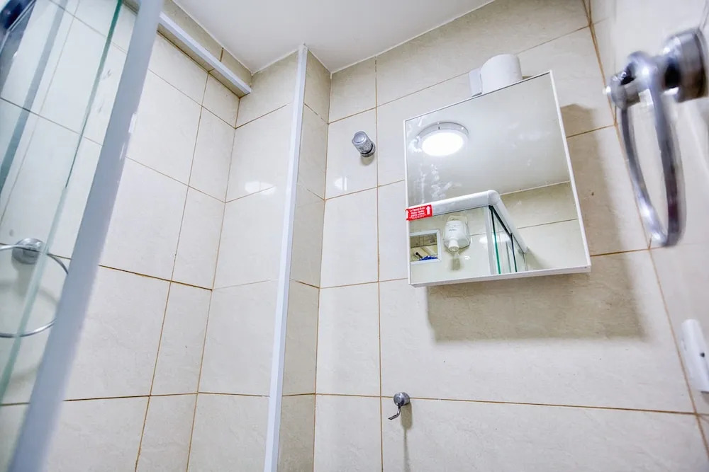 Apartamento c Fechadura Eletr Nica a 200m do Metr