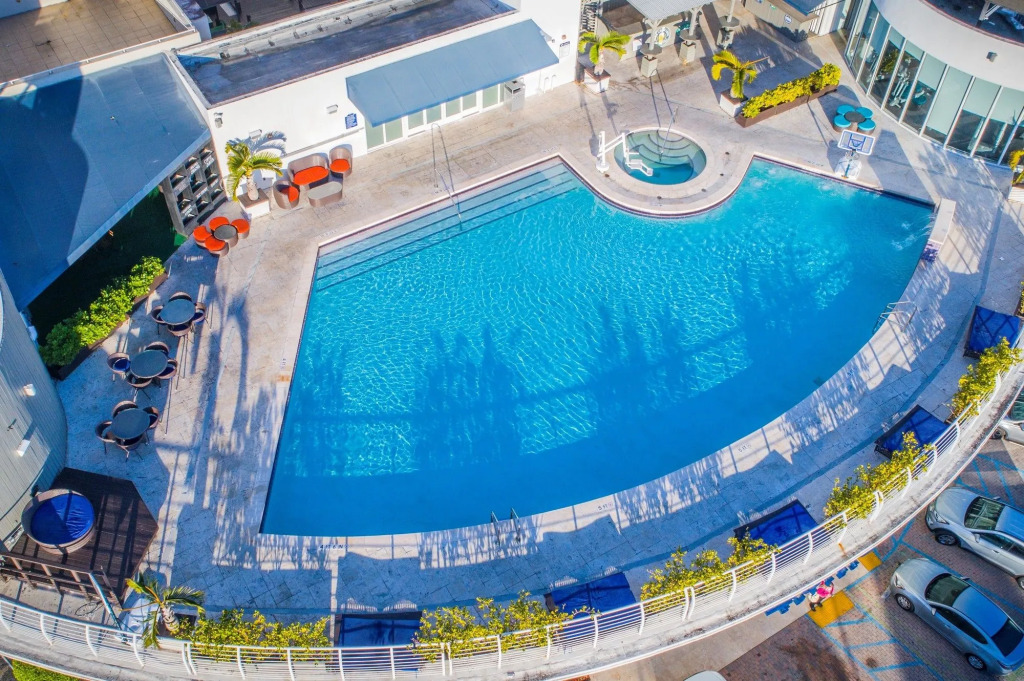 Nuvo Suites Hotel - Miami Doral