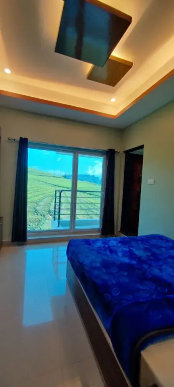 Rose garden enclave for families