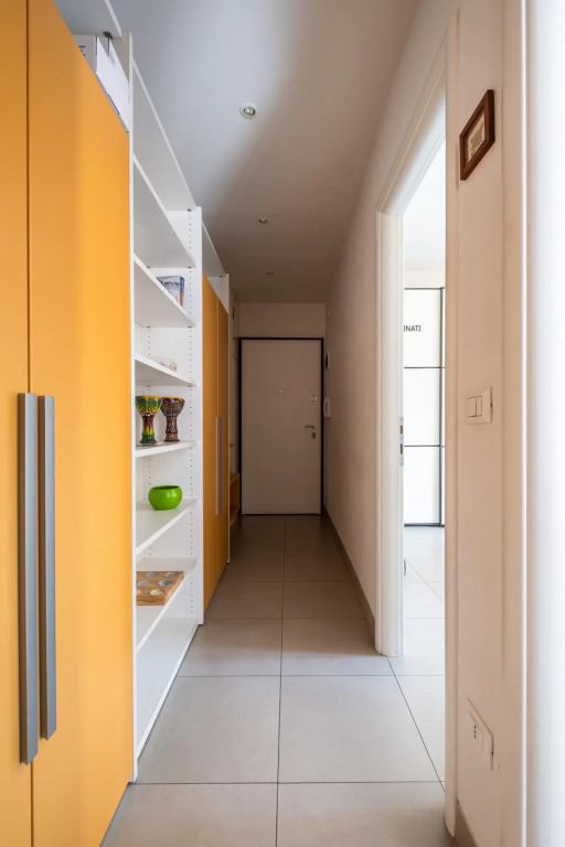 Bergonzoni Modern Apartment by Wonderful Italy