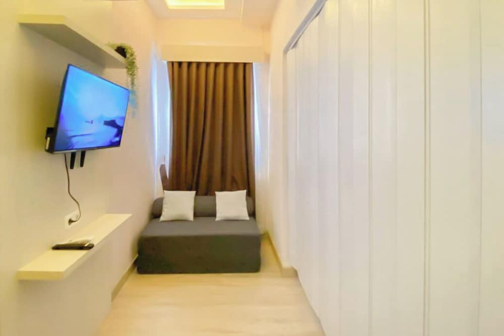 Lovely 1Br (No Living Room) At Apartment Cordova Edupartment Semarang