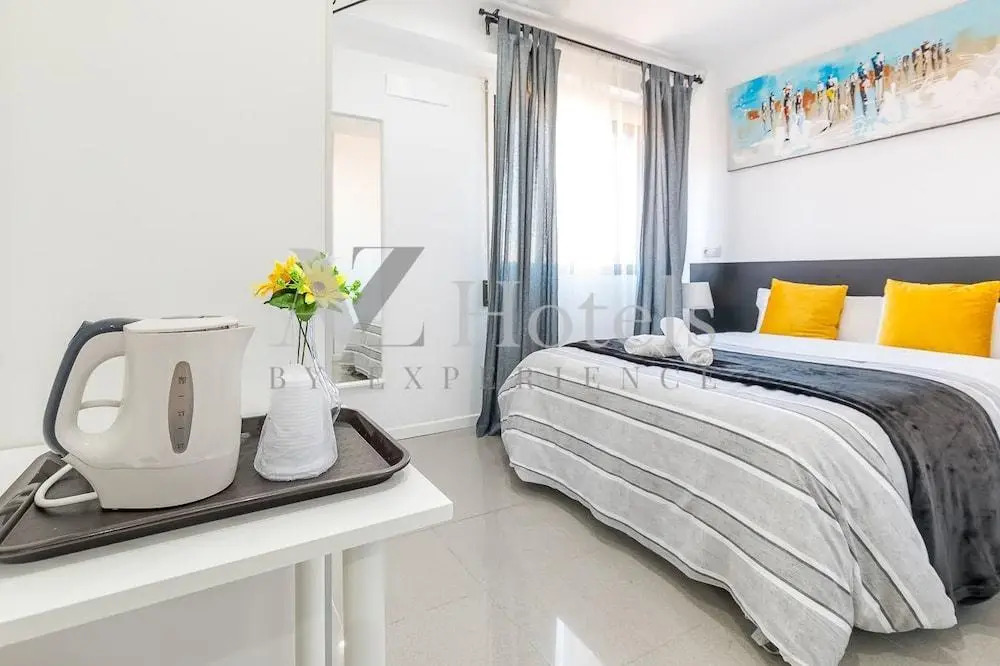 AYZ Frailes - Auto check-in property