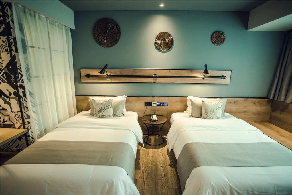 Dream-box Hotel