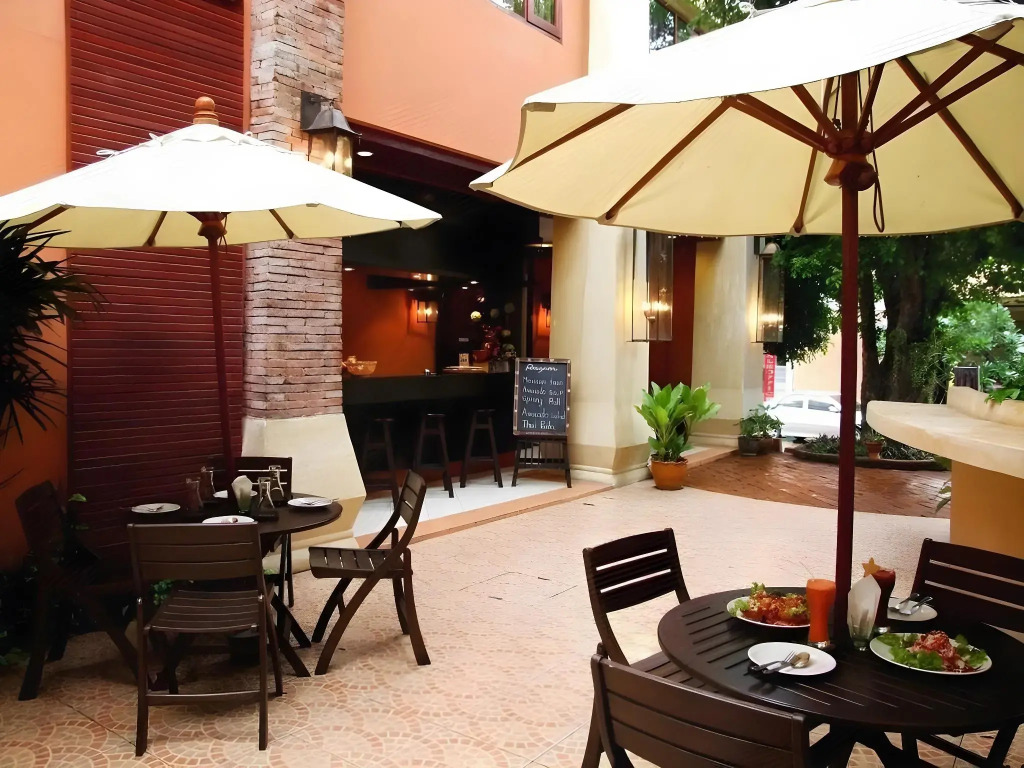 Fairtex Sports Club And Hotel