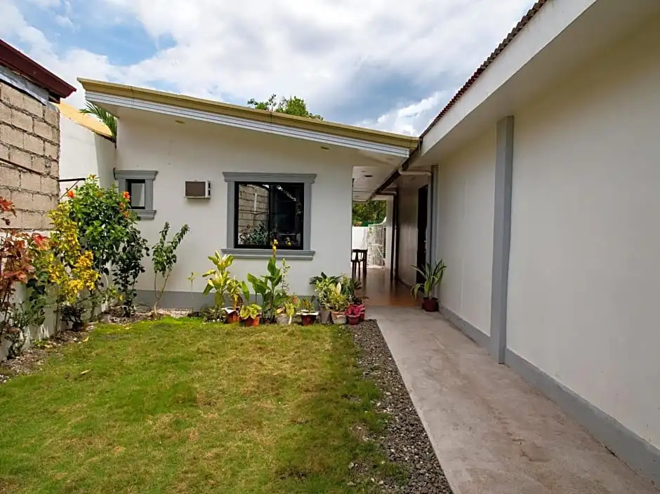 OYO 777 Rn Guesthouse