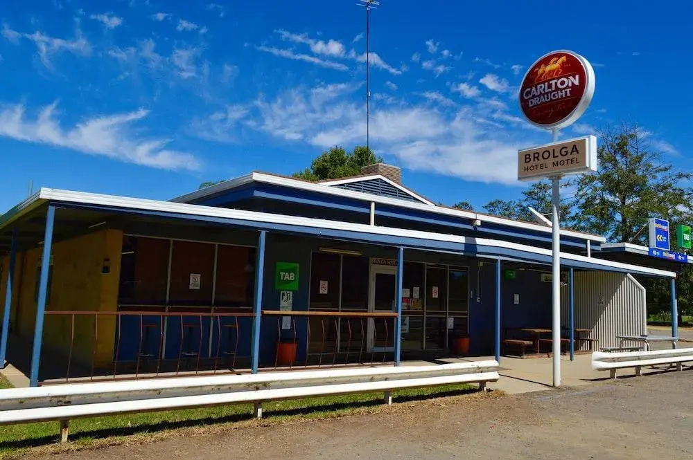 Brolga Hotel Motel
