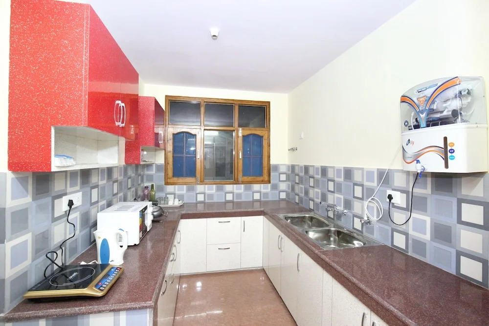 OYO 10975 Home Modern 2BHK Sector 6 New Shimla