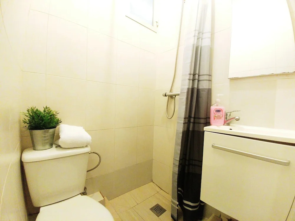 Luxury Flat Legazpi