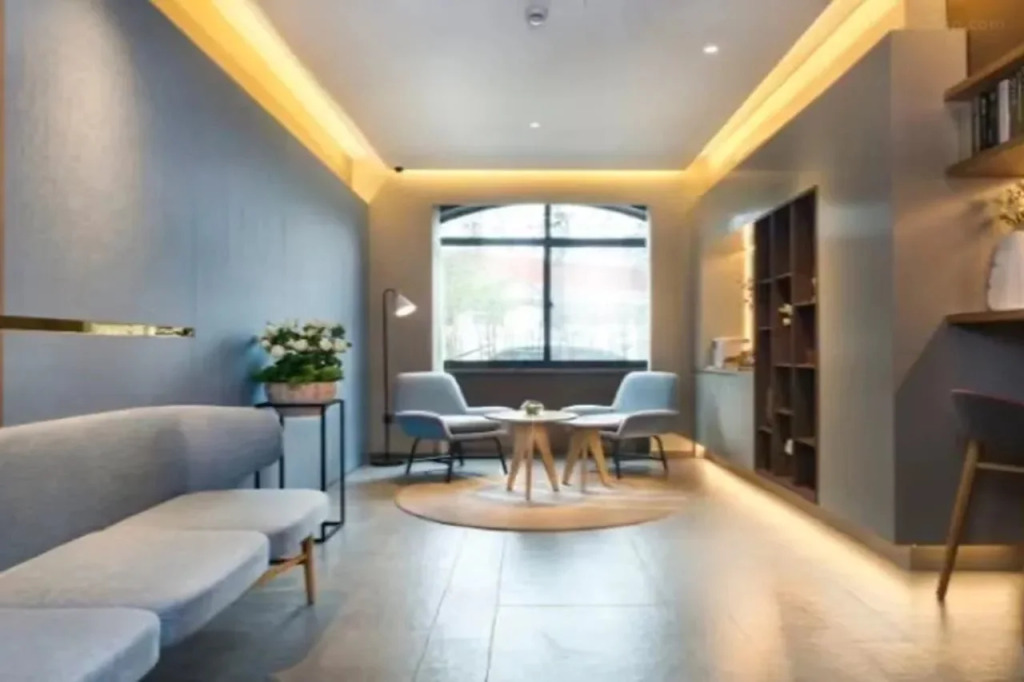 Home Inn Guangzhou Tianpingjia Metro Station Guangzhou Avenue North Branch