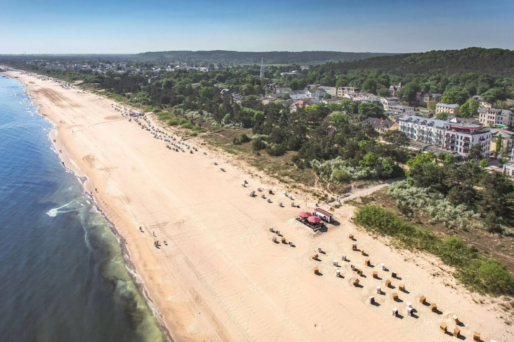 Strandhotel Heringsdorf mit Soleaußenpool 30 Grad