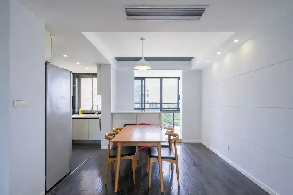 Tyms Luxury 3BR 2BA APT Riverside