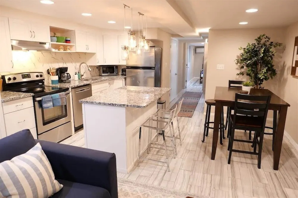 Exclusive Apt in Shaw