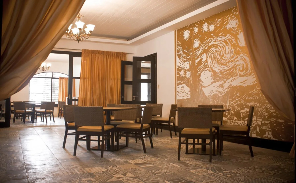 Kenny Hotel