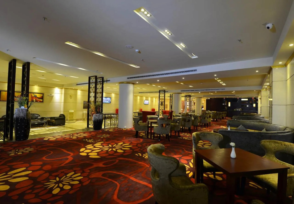 Reef Global Hotel