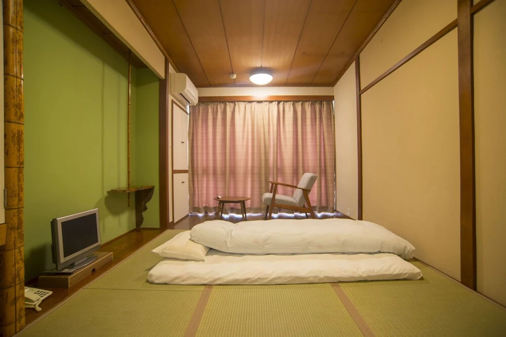 TAWARAYA (Family-Run Japanese Inn)