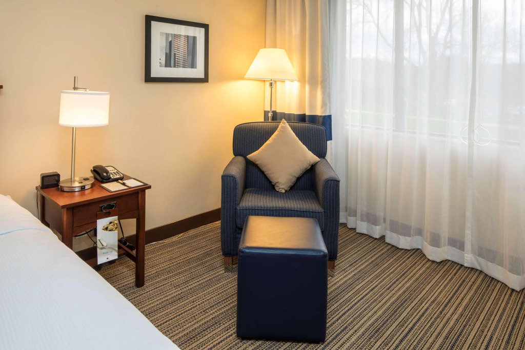 DoubleTree by Hilton Pittsburgh - Cranberry