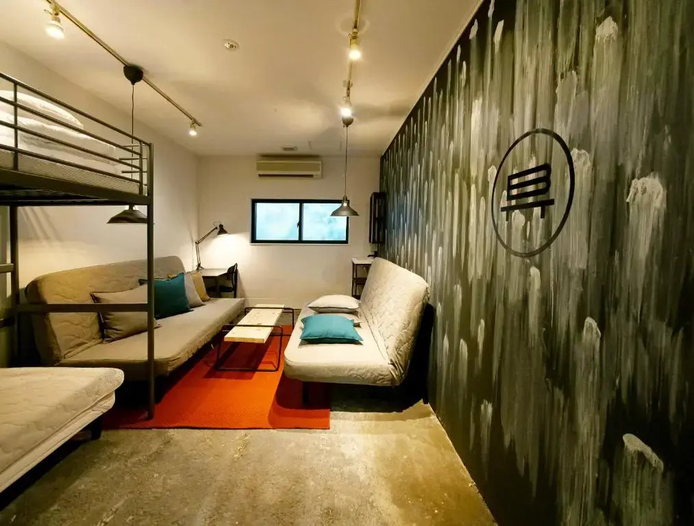 BENCH hostel & 3rd place